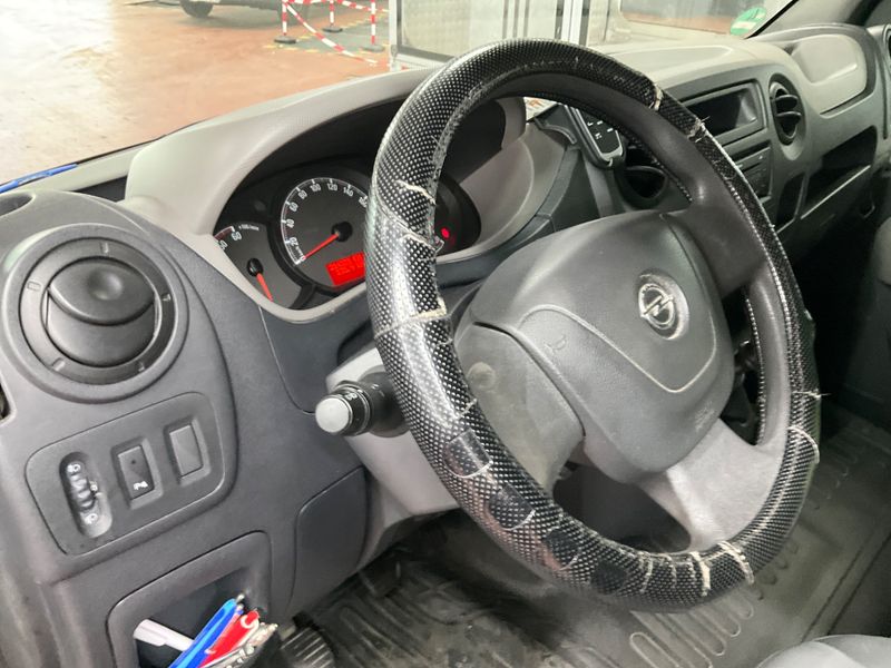 Opel Movano 2.3 CDTI HKa L2H2 3,3t 2013 – снимка 36