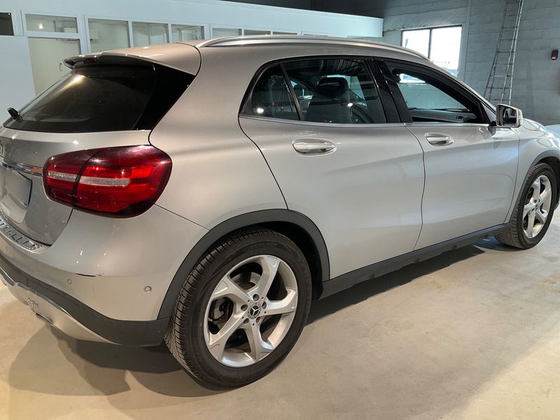 Mercedes-Benz GLA-Klasse GLA 200 d Urban — zdjęcie 6
