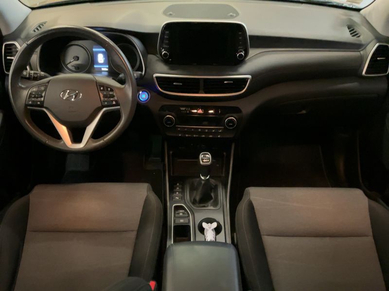 Hyundai Tucson 1.6 CRDi Creative 2WD — zdjęcie 12