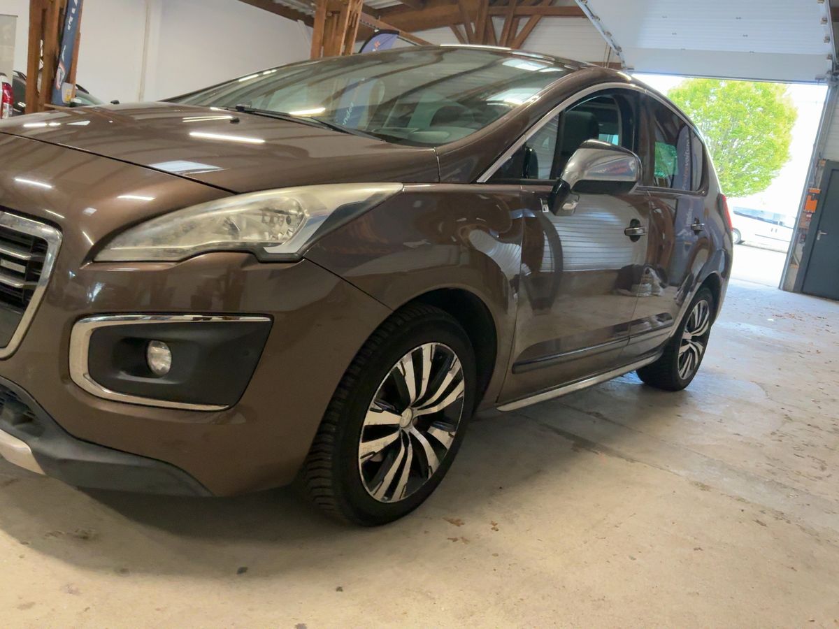 Peugeot 3008 2.0 HDi HYbrid4