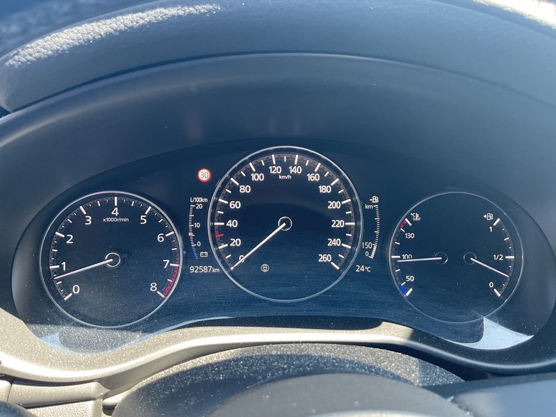 Mazda 3 2.0 Skyactiv-X Mild-Hybrid — zdjęcie 13