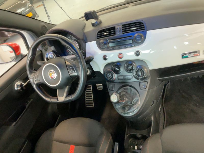 Abarth 500 1.4 Turbo — zdjęcie 12