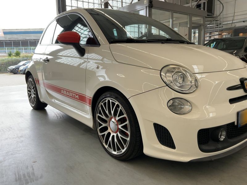 Abarth 500 1.4 Turbo — zdjęcie 8