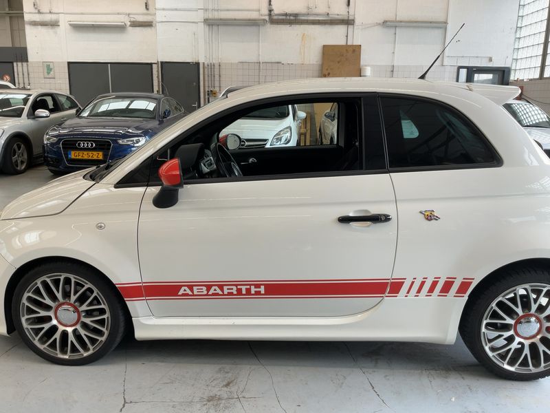 Abarth 500 1.4 Turbo — zdjęcie 4