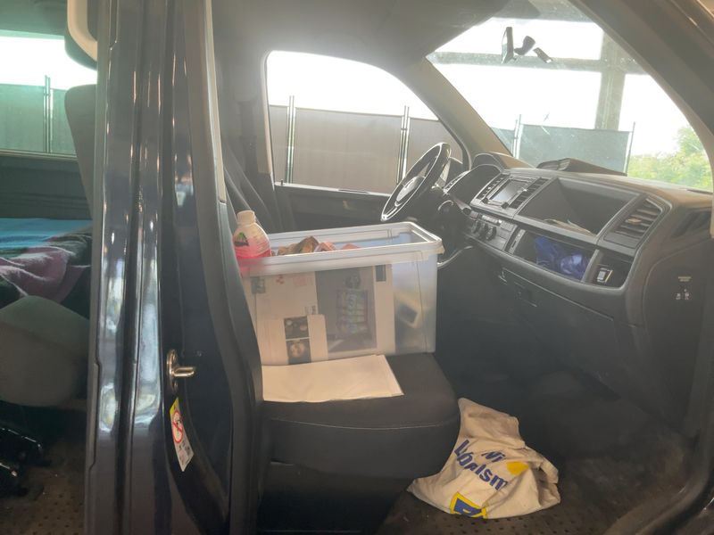 Volkswagen T6 Caravelle 2.0 TDI Comfortline lang — zdjęcie 11