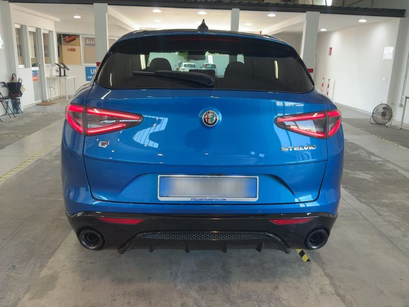 Alfa Romeo Stelvio 2.0 Turbo Veloce Q4 — zdjęcie 5