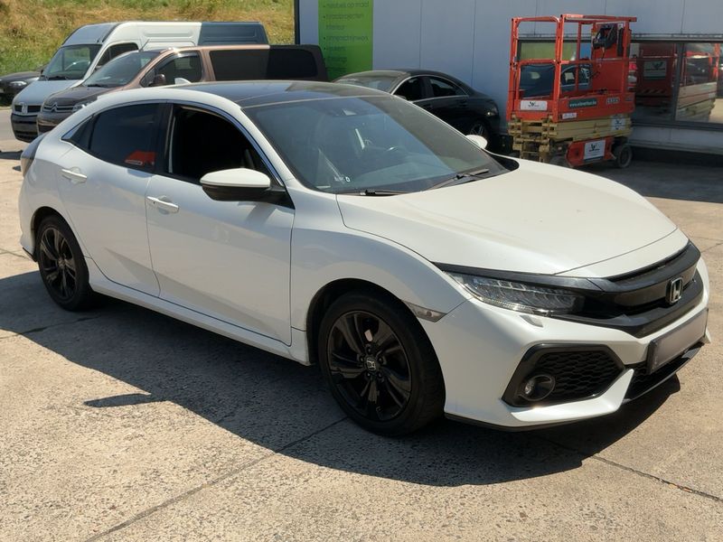 Honda Civic 1.0 VTEC Executive Premium — zdjęcie 8