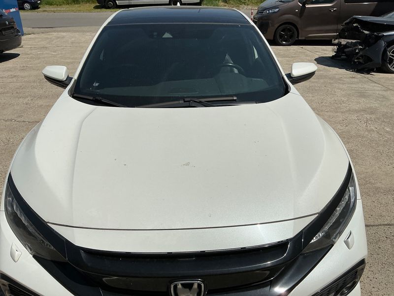 Honda Civic 1.0 VTEC Executive Premium 2017 – снимка 27
