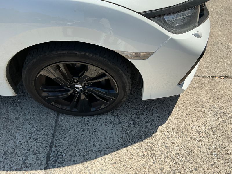 Honda Civic 1.0 VTEC Executive Premium 2017 – снимка 22