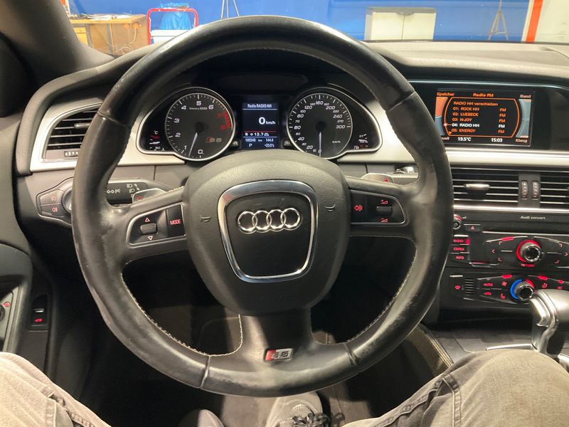 Audi S5 4.2 V8 FSI quattro — zdjęcie 12