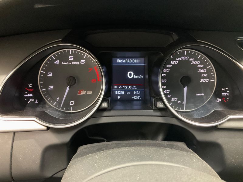 Audi S5 4.2 V8 FSI quattro — zdjęcie 13
