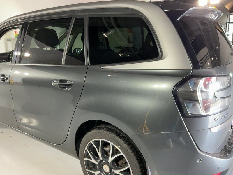 Citroen C4 Grand Picasso 1.6 Blue-HDi Exclusive — zdjęcie 3