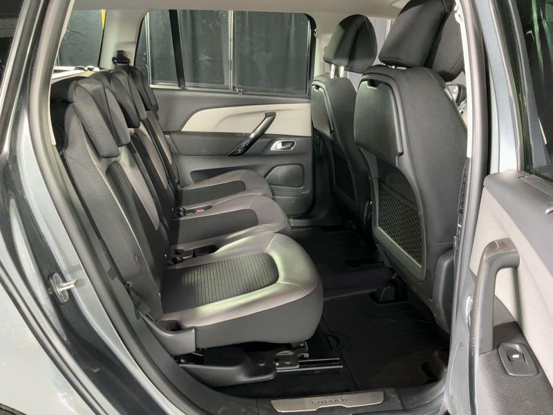 Citroen C4 Grand Picasso 1.6 Blue-HDi Exclusive — zdjęcie 14