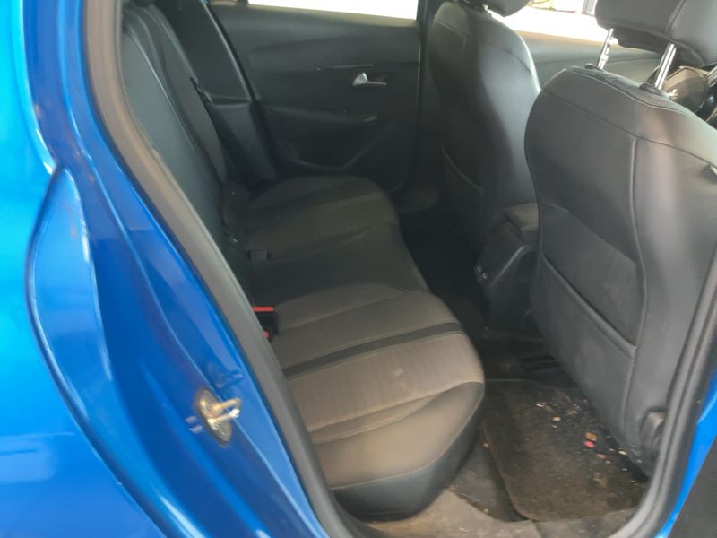 Peugeot 208 1.2 PureTech Allure — zdjęcie 14