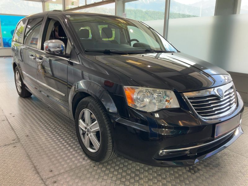 Lancia Voyager 2.8 JTDM Platinum — zdjęcie 8
