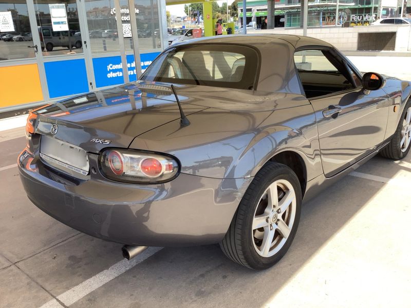 Mazda MX-5 1.8 High Fire — zdjęcie 6