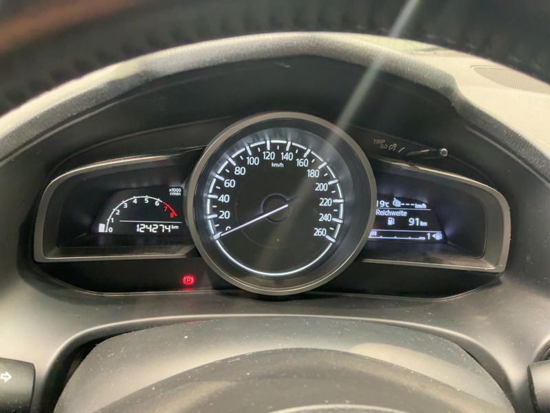 Mazda 3 2.0 Exclusive-Line — zdjęcie 13