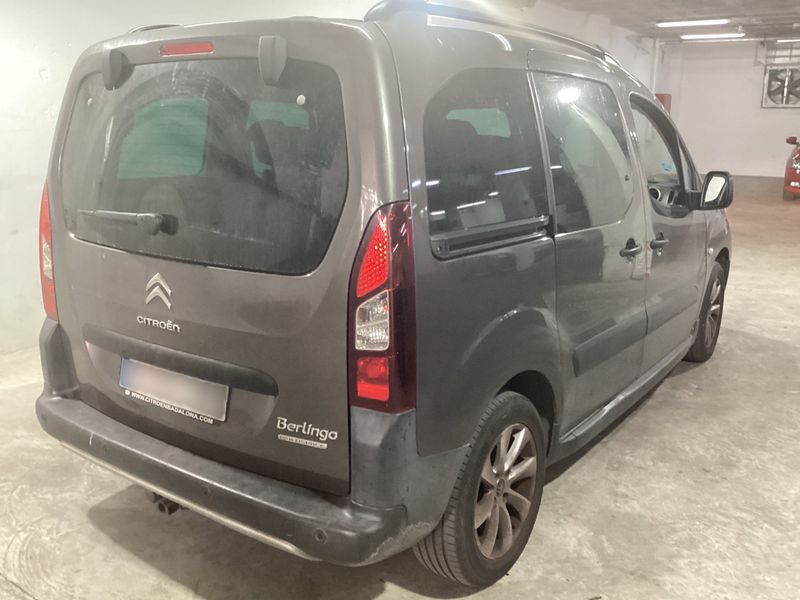 Citroen Berlingo 1.6 Blue-HDi 20 Aniversario Edition — zdjęcie 6
