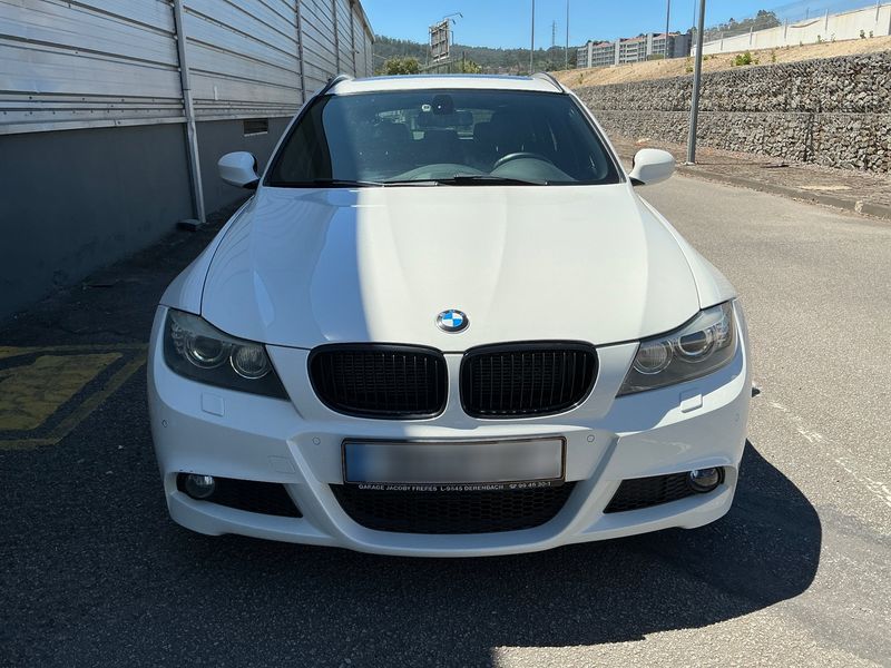BMW 3er 330d 2011 – снимка 14