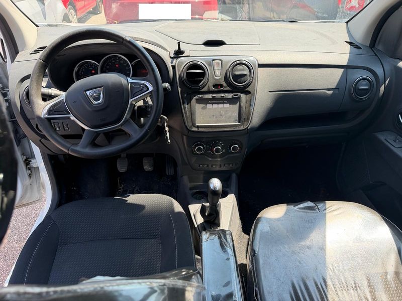 Dacia Lodgy 1.5 dCi Diesel Laureate 2017 – снимка 11