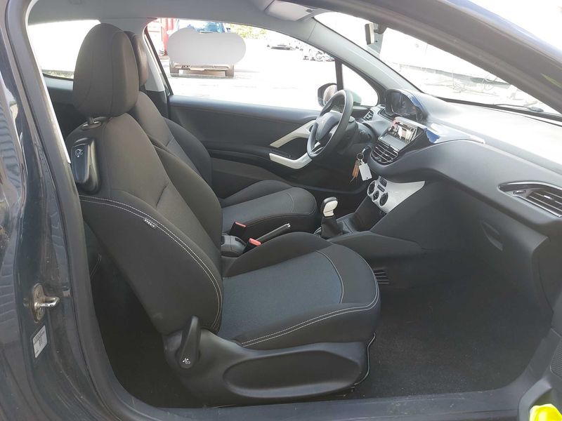 Peugeot 208 1.2 PureTech Like — zdjęcie 10