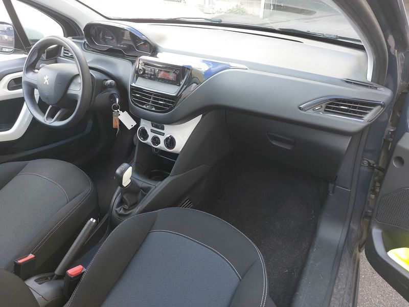 Peugeot 208 1.2 PureTech Like — zdjęcie 11