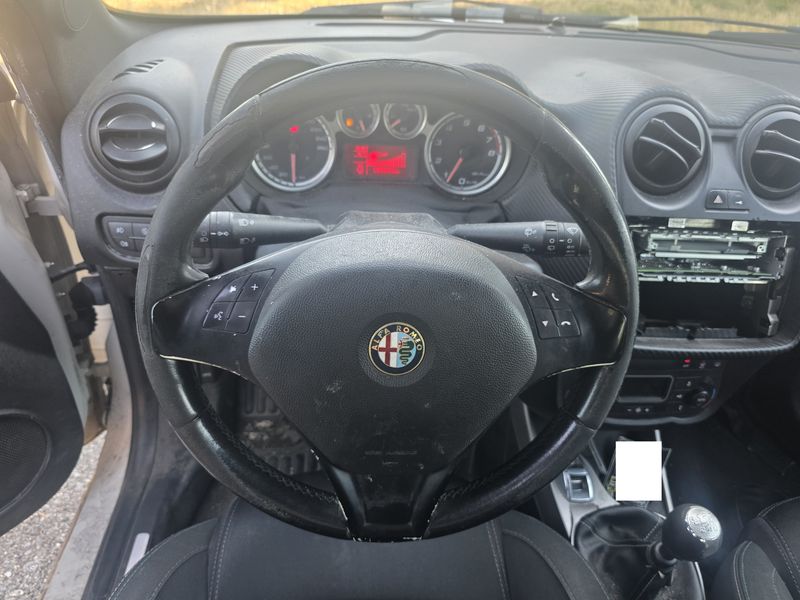 Alfa Romeo MiTo 1.4 Turbo Quadrifoglio Verde 2014 – снимка 19