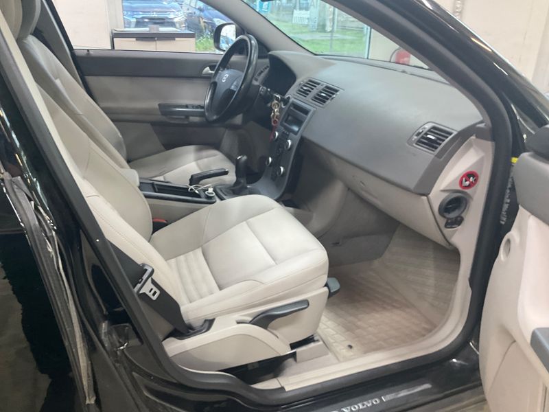 Volvo V50 1.8 F Kinetic — zdjęcie 3