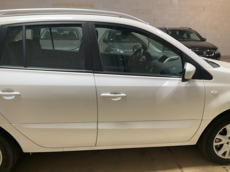 Renault Koleos 2.0 dCi Carminat — zdjęcie 7