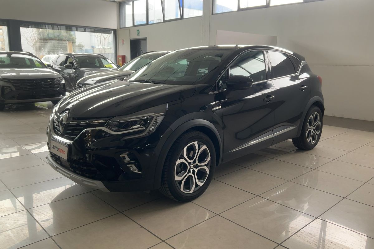 Renault Captur 2022 — photo 1