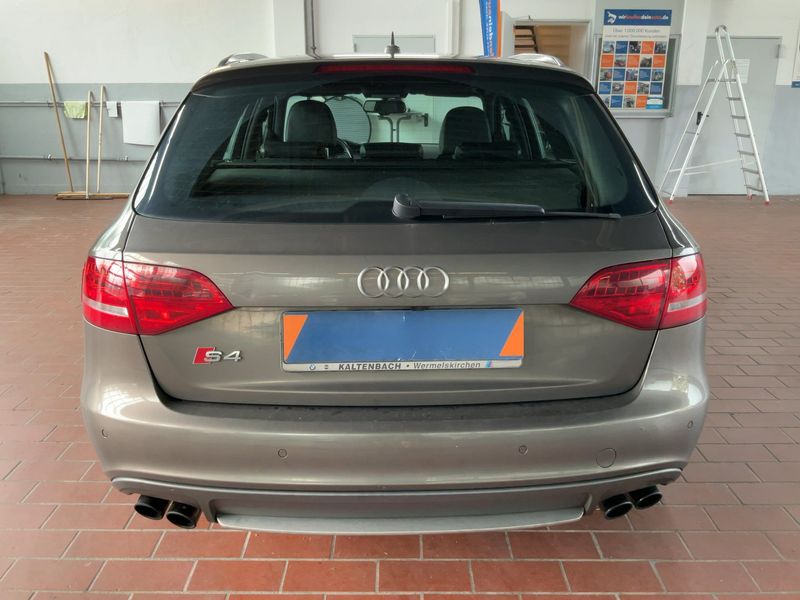 Audi S4 3.0 V6 TFSI quattro — zdjęcie 5