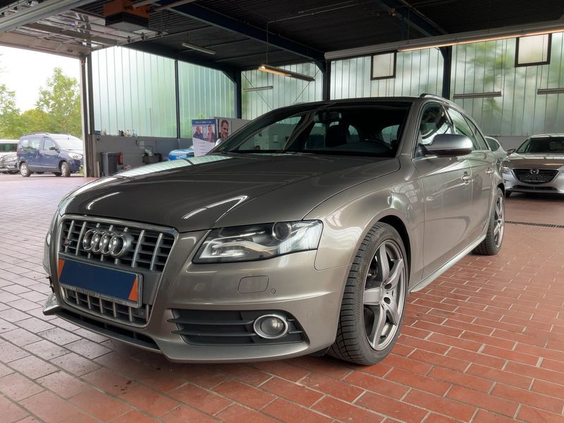 Audi S4 3.0 V6 TFSI quattro