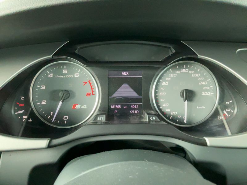 Audi S4 3.0 V6 TFSI quattro — zdjęcie 13
