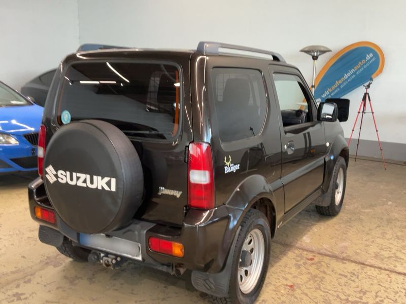 Suzuki Jimny 1.3 Club — zdjęcie 6