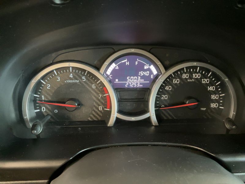 Suzuki Jimny 1.3 Club — zdjęcie 13