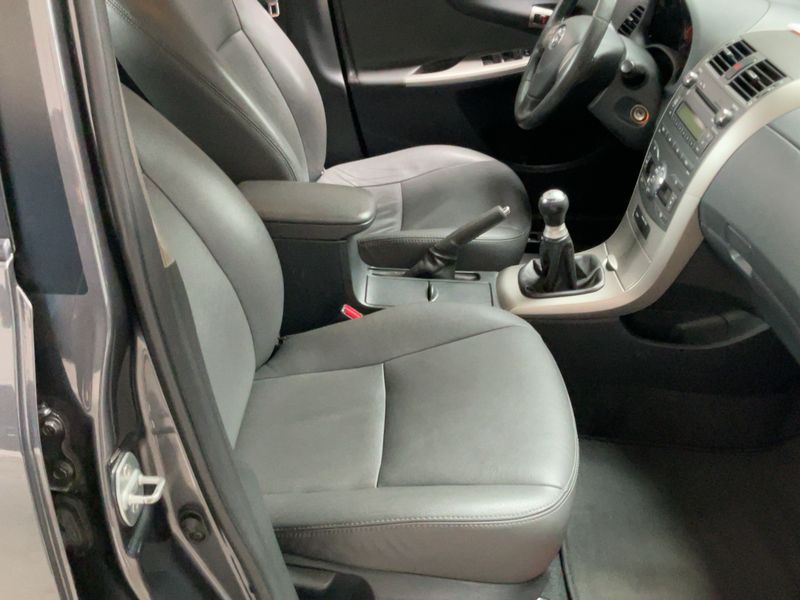 Toyota Corolla 1.4 D-4D Luna — zdjęcie 11