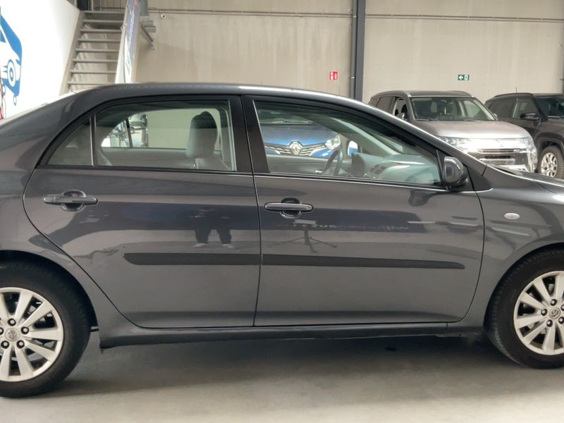 Toyota Corolla 1.4 D-4D Luna — zdjęcie 7