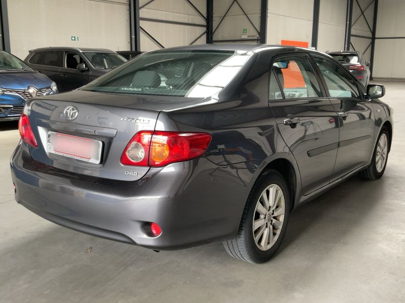 Toyota Corolla 1.4 D-4D Luna — zdjęcie 6