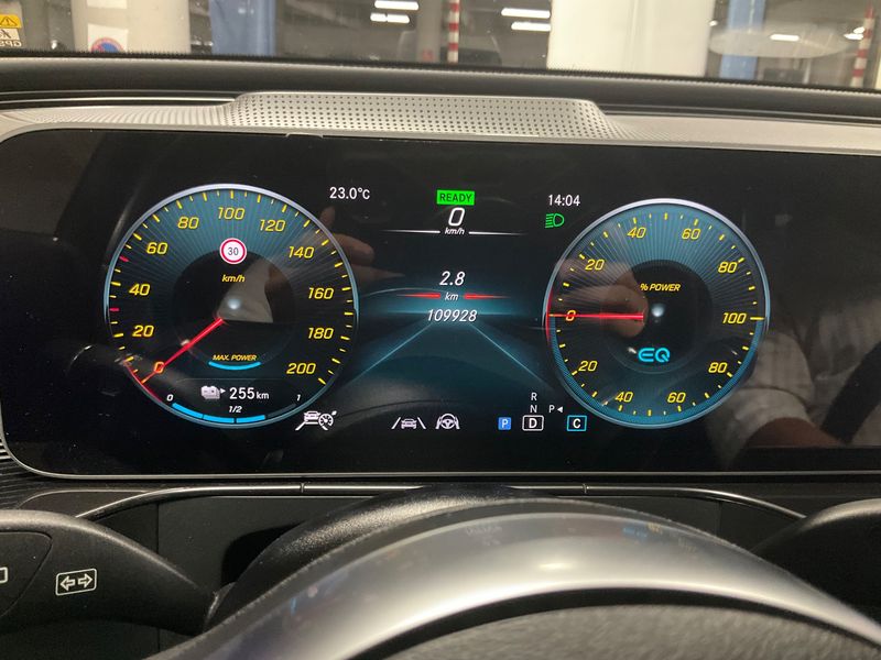 Mercedes-Benz EQC electric drive 300 kW 4Matic AMG Line — zdjęcie 13