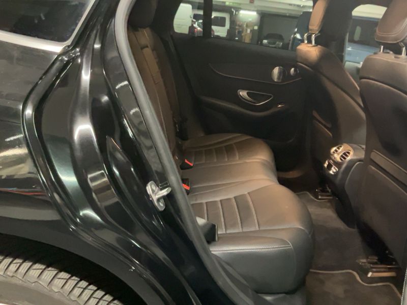 Mercedes-Benz EQC electric drive 300 kW 4Matic AMG Line — zdjęcie 14