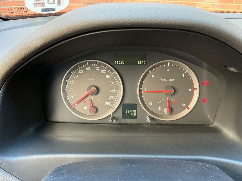 Volvo S40 2.0 D Momentum — zdjęcie 4