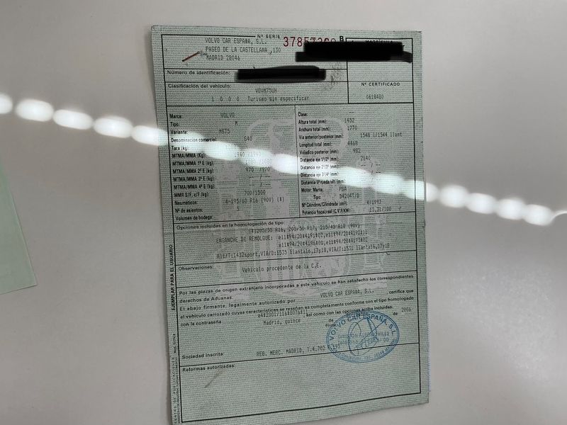 Volvo S40 2.0 D Momentum — zdjęcie 6