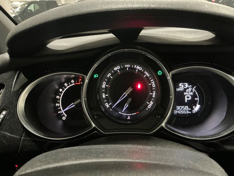 Citroen DS3 1.6 VTi SoChic — zdjęcie 13