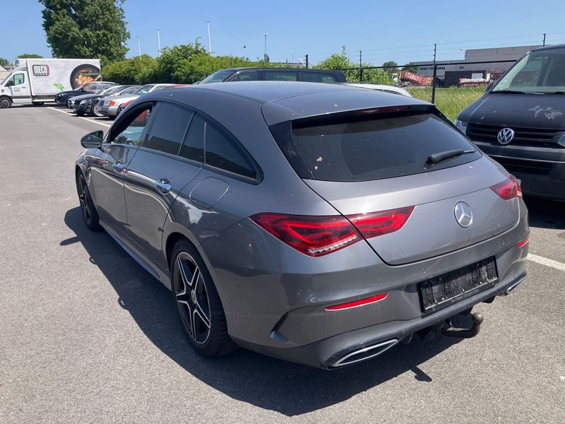 Mercedes-Benz CLA-Klasse CLA 200 d Shooting Brake AMG Line — zdjęcie 3