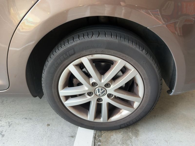 Volkswagen Touran 2.0 TDI Advance 2012 – снимка 5