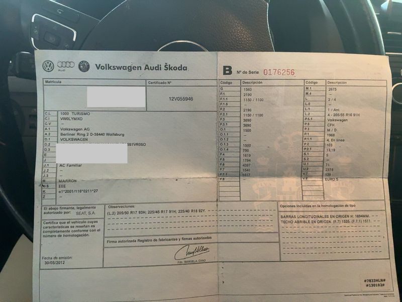 Volkswagen Touran 2.0 TDI Advance 2012 – снимка 21