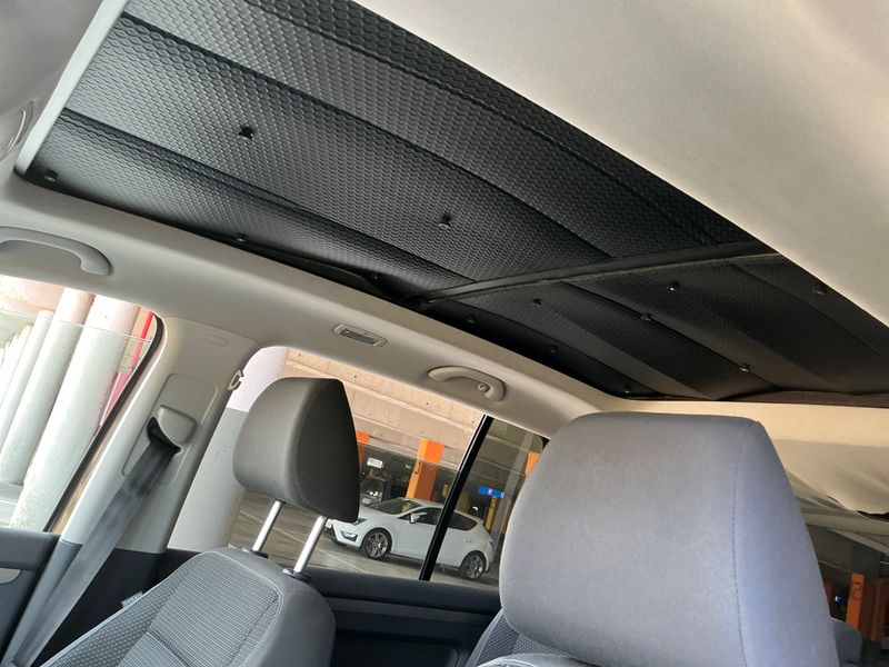 Volkswagen Touran 2.0 TDI Advance 2012 – снимка 24