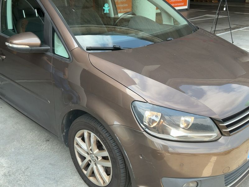 Volkswagen Touran 2.0 TDI Advance 2012 – снимка 12