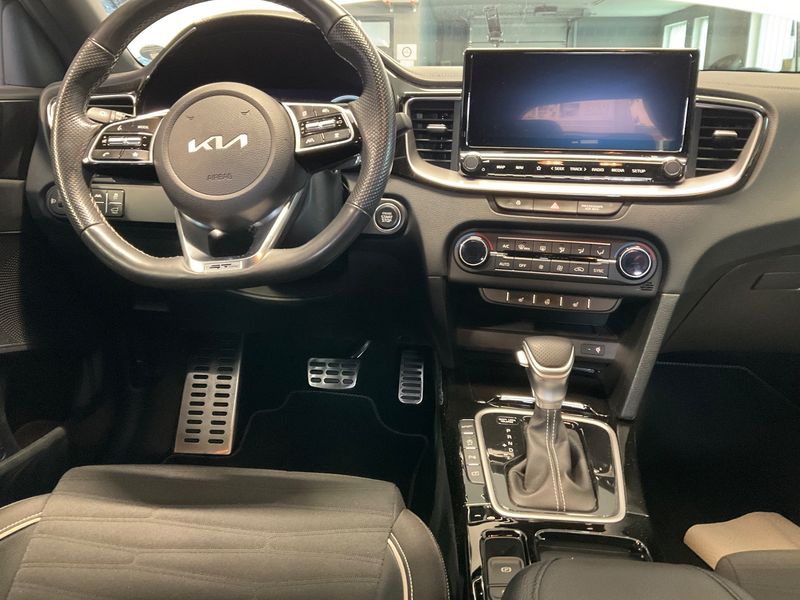 Kia pro_cee'd 1.5 TGDI GT Line — zdjęcie 12