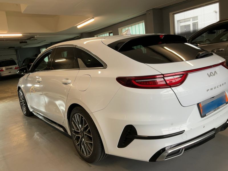 Kia pro_cee'd 1.5 TGDI GT Line — zdjęcie 3